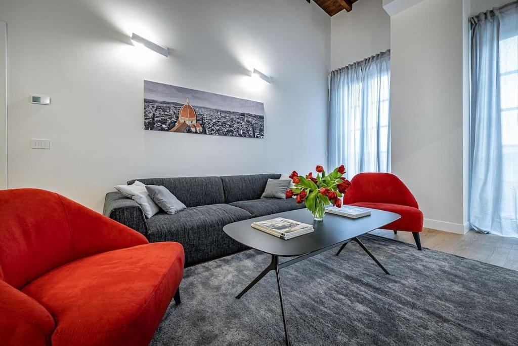 Apartamento Top Floor With Duomo View