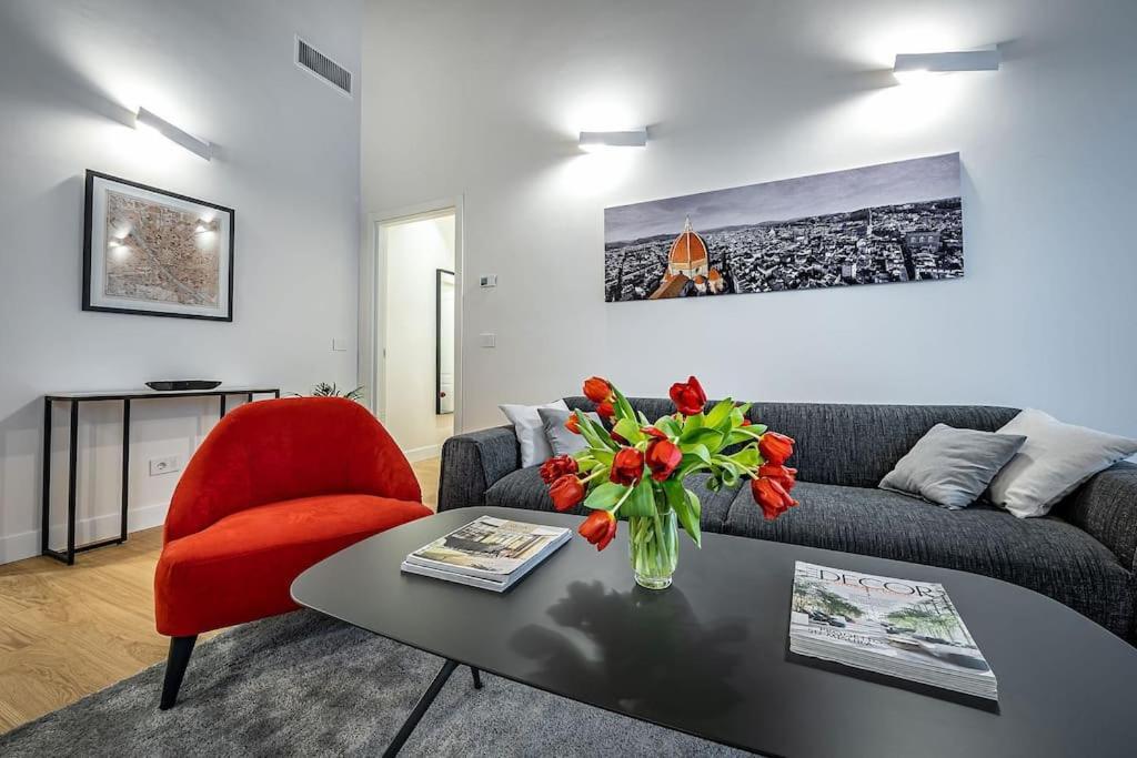 Apartamento Top Floor With Duomo View