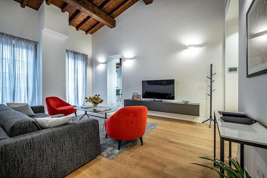 Top Floor With Duomo View *