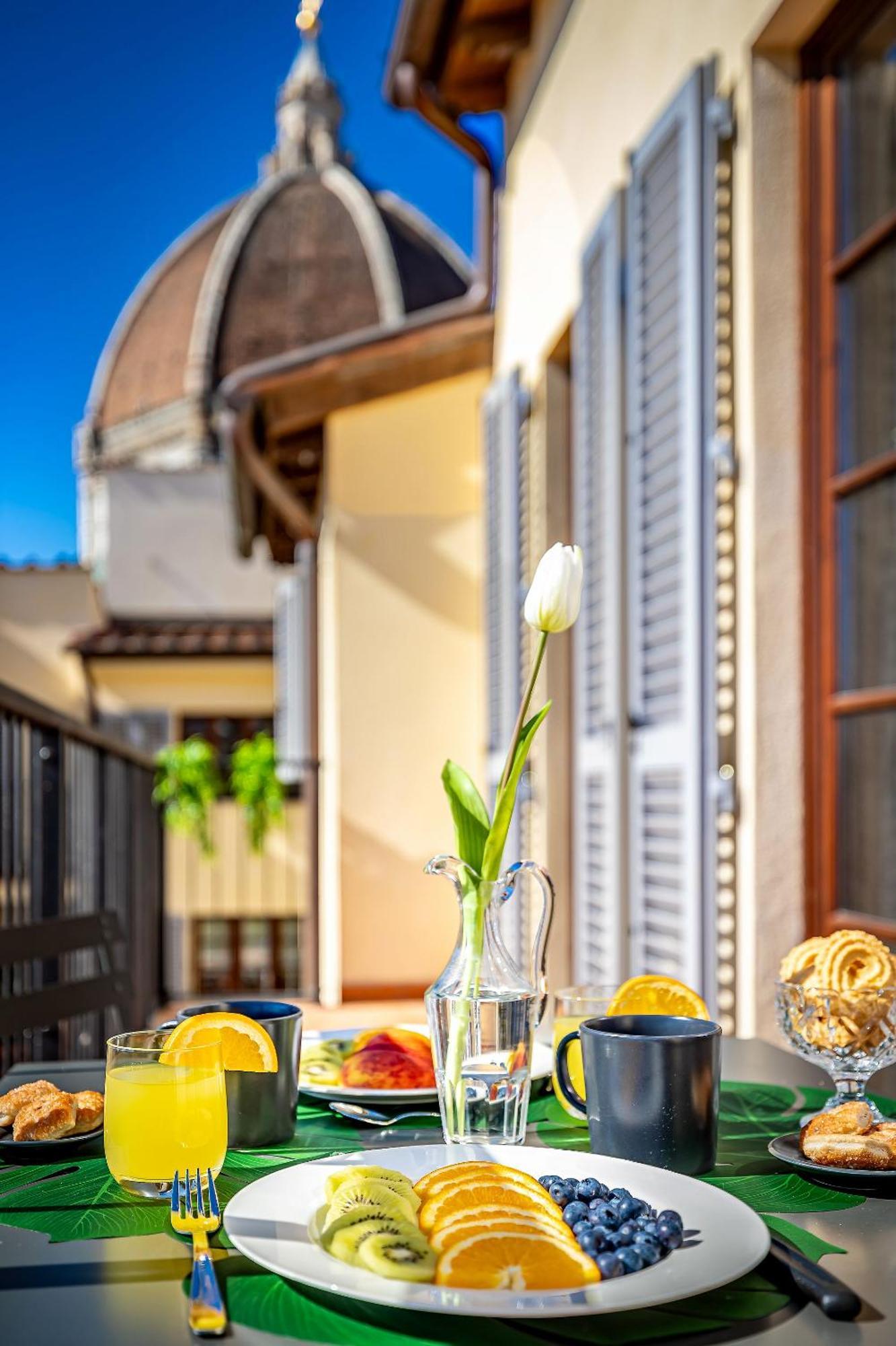 Top Floor With Duomo View * Florencia