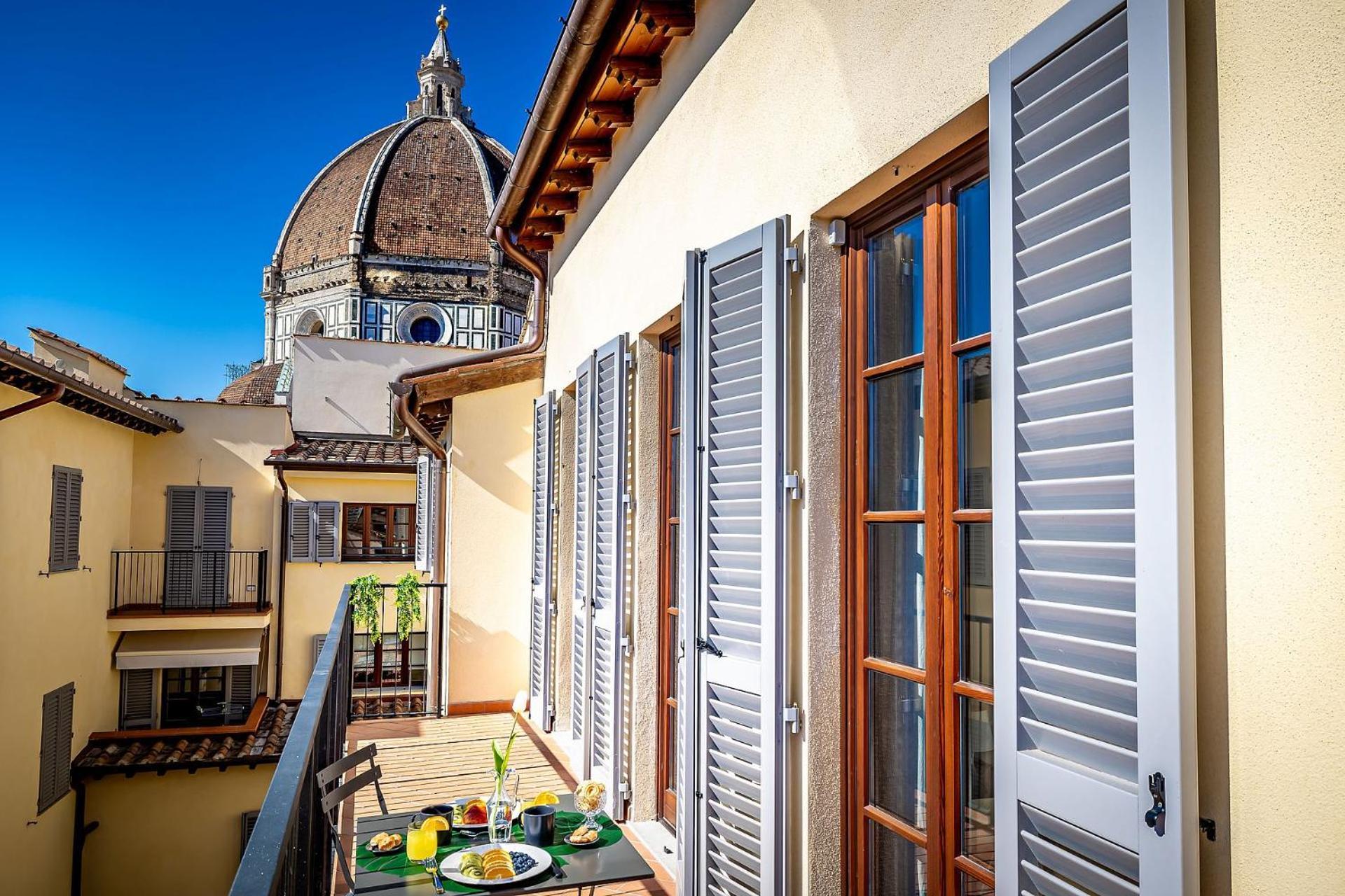 Top Floor With Duomo View *